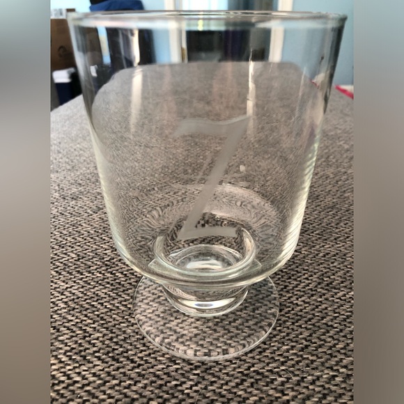 Vintage 1950-60’s Etched “Z” Pedestal Drink Glass, Holds 16 Ounces - Picture 1 of 4